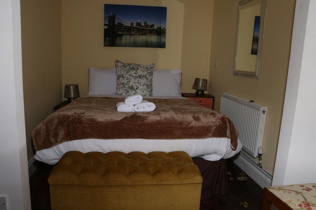 Rockfield House B&B Killarney Room photo